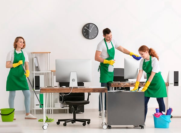 The main advantages of ordering permanent office cleaning