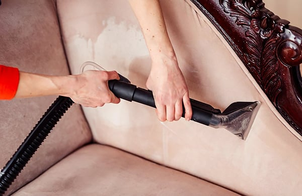 How to order upholstery dry cleaning in Kilkenny and not make the wrong choice of cleaning professionals