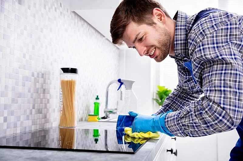 Cleaning all types of dirt and all surfaces with Magical Cleaning