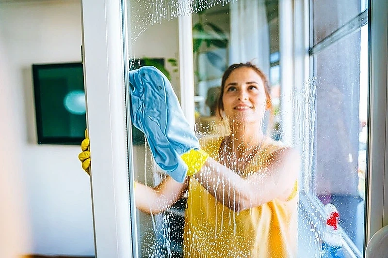 Window Cleaning: Achieving a Streak-Free Finish