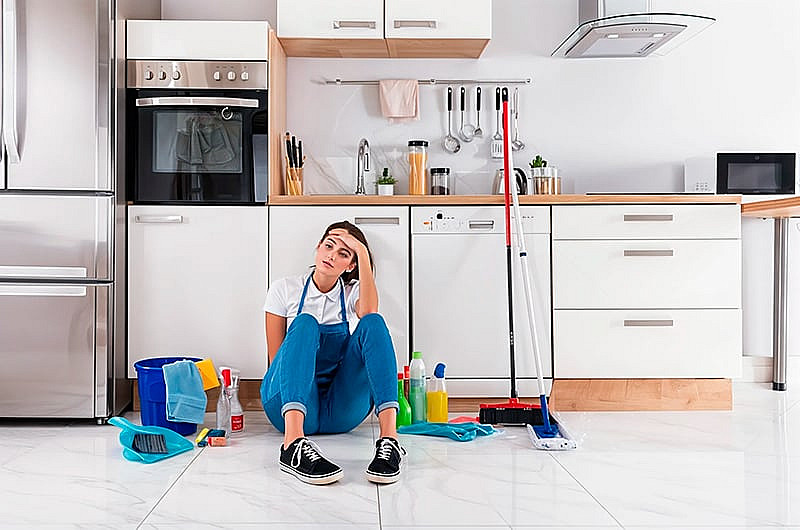 Save time and effort by ordering a professional kitchen cleaning service