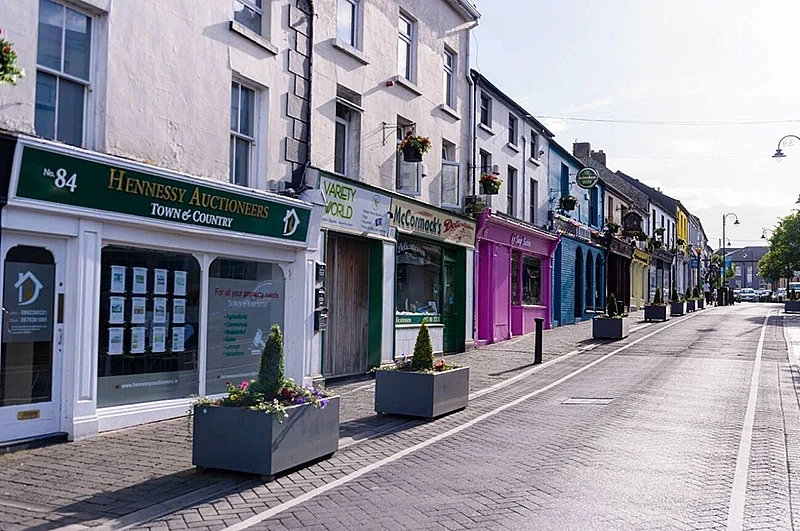 Portlaoise – Modern Developments and Busy Households