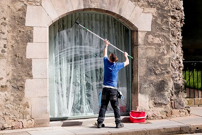 The Difference Between Household and Professional Cleaning